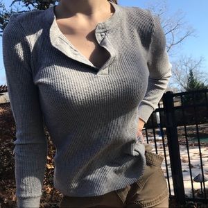 Women’s Busty Grey Pullover